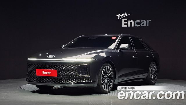 Hyundai Grandeur (GN7) 2,5 Gasoline 2WD Calligraphy