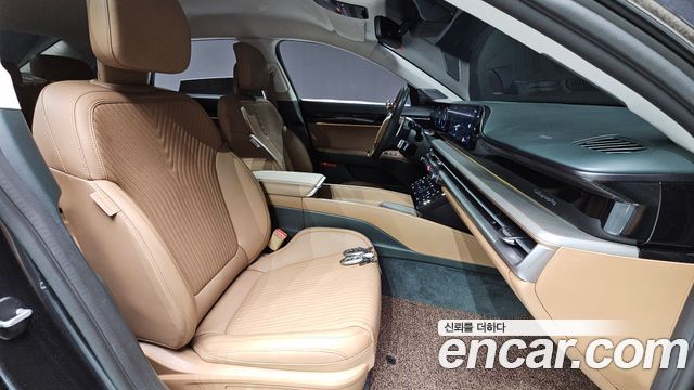 Hyundai Grandeur (GN7) 2,5 Gasoline 2WD Calligraphy 2023 — фото 10