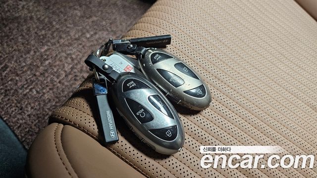 Hyundai Grandeur (GN7) 2,5 Gasoline 2WD Calligraphy 2023 — фото 37