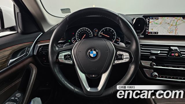 BMW 5 Series (G30) 530i xDrive Luxury Plus 2019 — фото 14