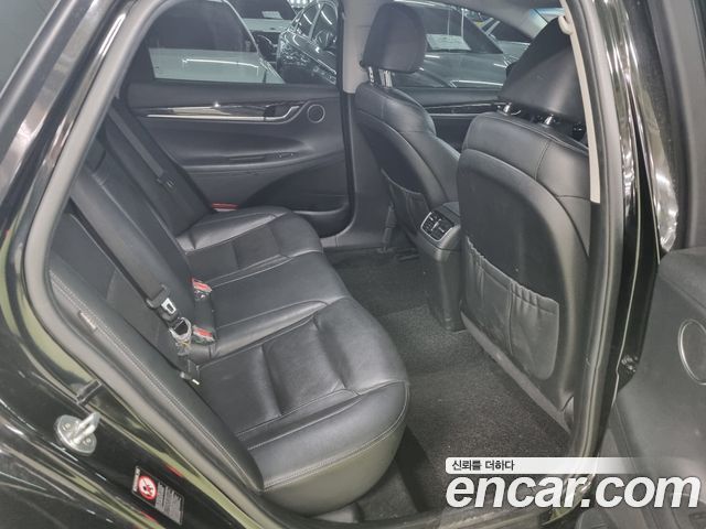 Hyundai Grandeur (IG) 2.4 Premium 2018 — фото 15