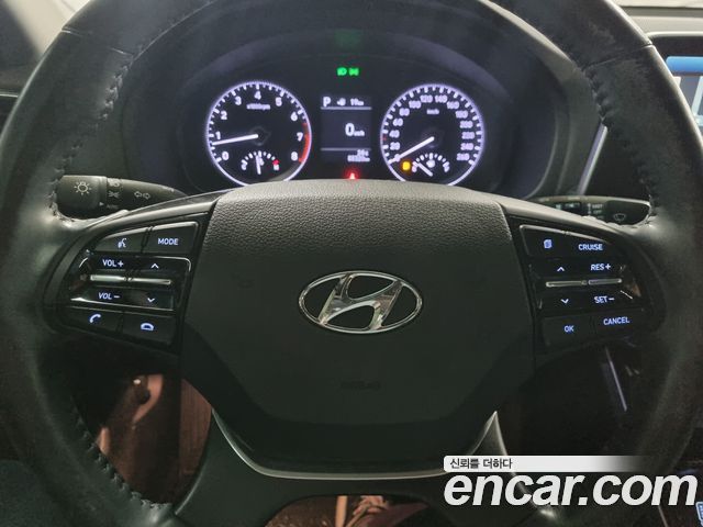 Hyundai Grandeur (IG) 2.4 Premium 2018 — фото 18