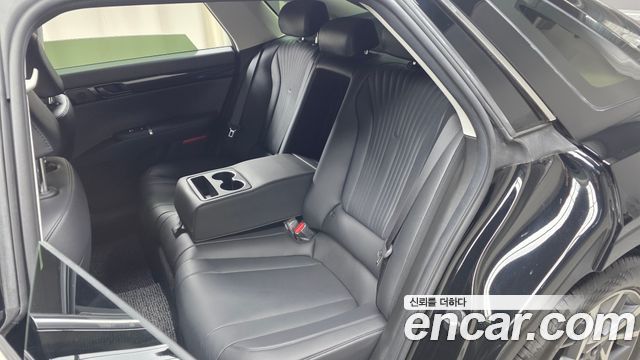 Hyundai Grandeur (GN7) 2,5 Gasoline 2WD Exclusive 2025 — фото 12