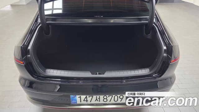 Hyundai Grandeur (GN7) 2,5 Gasoline 2WD Exclusive 2025 — фото 17
