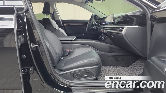 Hyundai Grandeur (GN7) 2,5 Gasoline 2WD Exclusive 2025 — фото 26