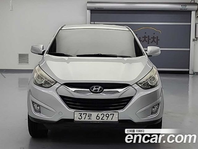 Hyundai Tucson ix Diesel 4WD X20 Luxury 2012 — фото 2