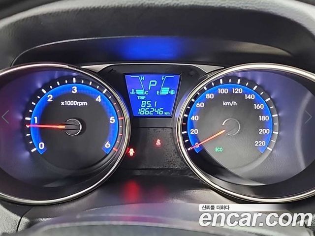 Hyundai Tucson ix Diesel 4WD X20 Luxury 2012 — фото 6