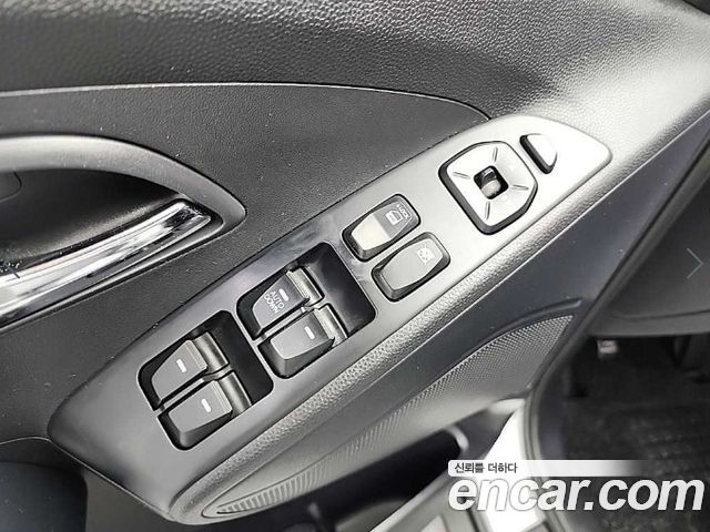 Hyundai Tucson ix Diesel 4WD X20 Luxury 2012 — фото 20