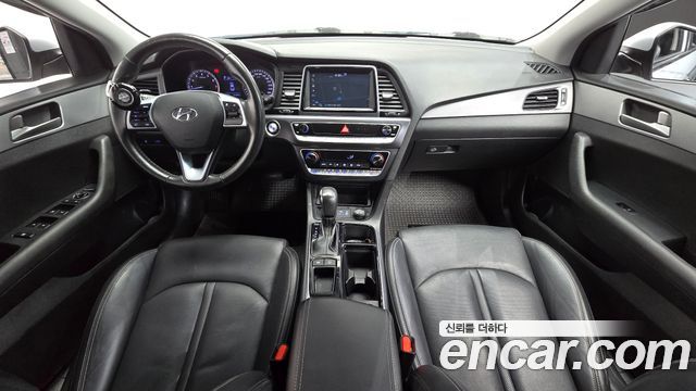 Hyundai Sonata New Rise LPI Taxi Premium 2020 — фото 7