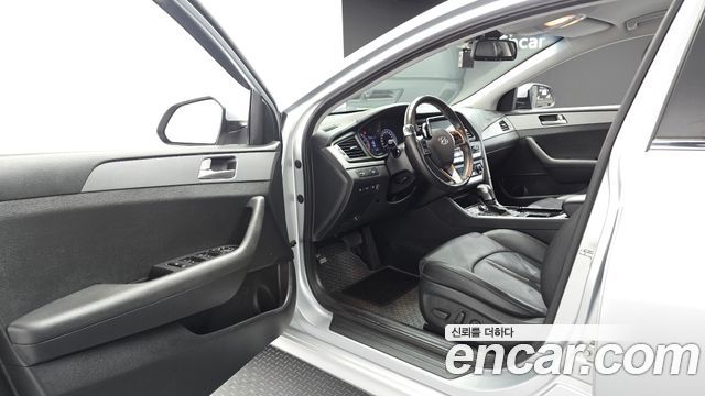 Hyundai Sonata New Rise LPI Taxi Premium 2020 — фото 10