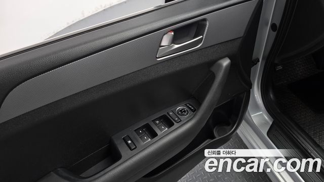 Hyundai Sonata New Rise LPI Taxi Premium 2020 — фото 17