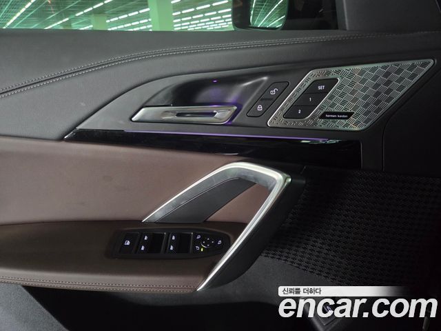 BMW X1 (U11) xDrive 20i M Sport 2024 — фото 5