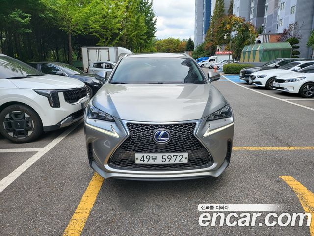 Lexus NX300h Executive
