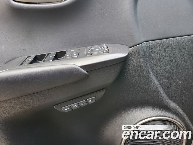 Lexus NX300h Executive 2017 — фото 16