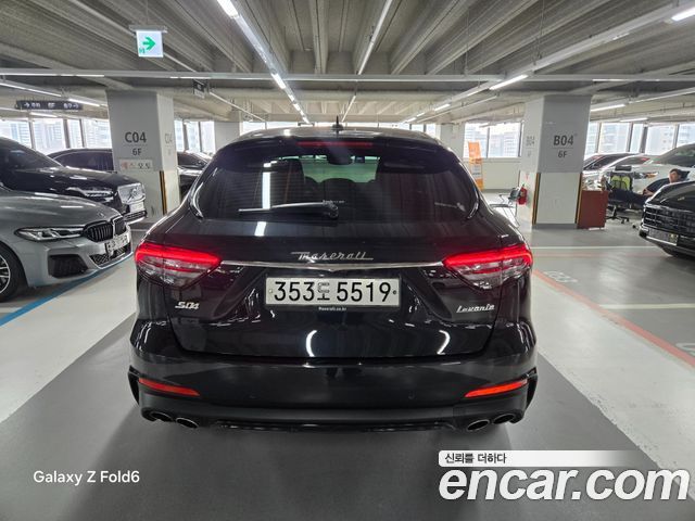 Maserati Levante 3.0 S AWD GranSport 2020 — фото 4