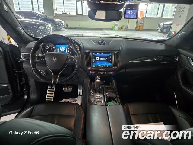 Maserati Levante 3.0 S AWD GranSport 2020 — фото 17