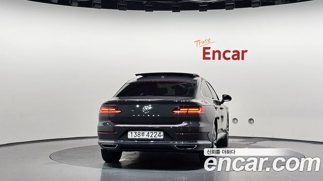 Volkswagen Arteon 2.0 TDI Premium 2019 — фото 4