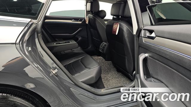 Volkswagen Arteon 2.0 TDI Premium 2019 — фото 12