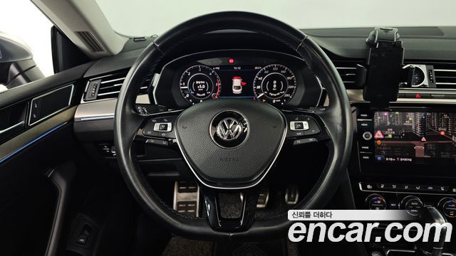 Volkswagen Arteon 2.0 TDI Premium 2019 — фото 13