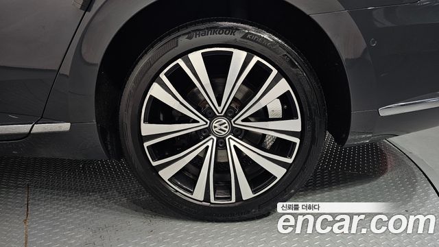 Volkswagen Arteon 2.0 TDI Premium 2019 — фото 21