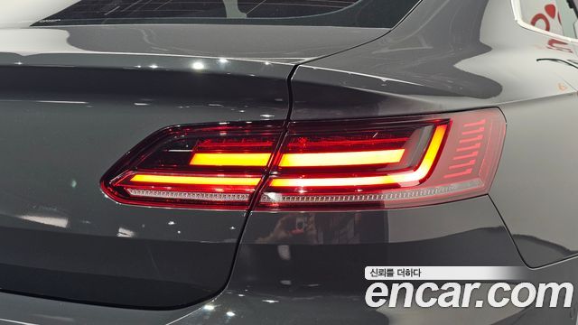 Volkswagen Arteon 2.0 TDI Premium 2019 — фото 23