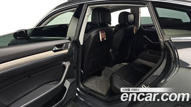 Volkswagen Arteon 2.0 TDI Premium 2019 — фото 26