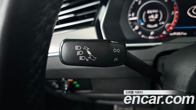 Volkswagen Arteon 2.0 TDI Premium 2019 — фото 30