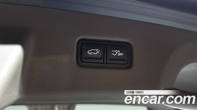 Kia Carnival (IV) Diesel 9-Seater Hi-Limousine Signature 2023 — фото 17