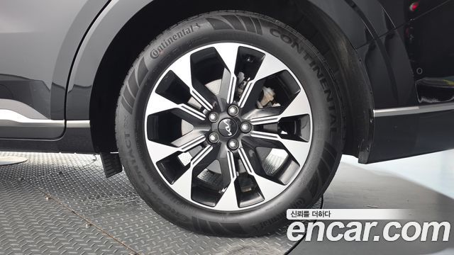 Kia Carnival (IV) Diesel 9-Seater Hi-Limousine Signature 2023 — фото 21