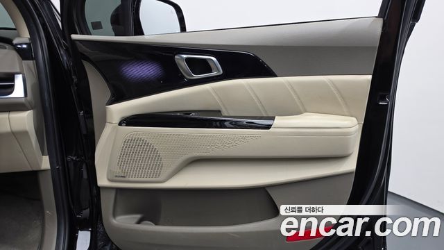 Kia Carnival (IV) Diesel 9-Seater Hi-Limousine Signature 2023 — фото 25