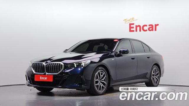 BMW 5 Series (G60) 520i M Sport