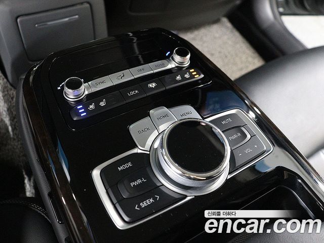 Genesis G90 3.8 AWD Luxury 2021 — фото 20