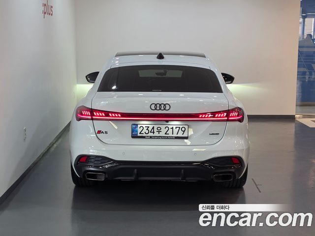 Audi A5 (B10) 40 TFSI Quattro S Line Black Edition 2025 — фото 4