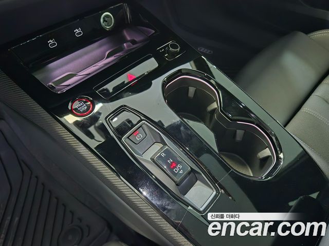 Audi A5 (B10) 40 TFSI Quattro S Line Black Edition 2025 — фото 9