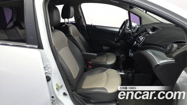 Chevrolet Spark Stripe Edition 2012 — фото 11