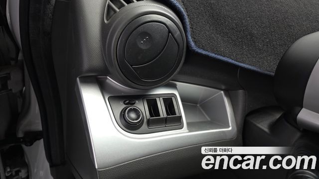 Chevrolet Spark Stripe Edition 2012 — фото 19