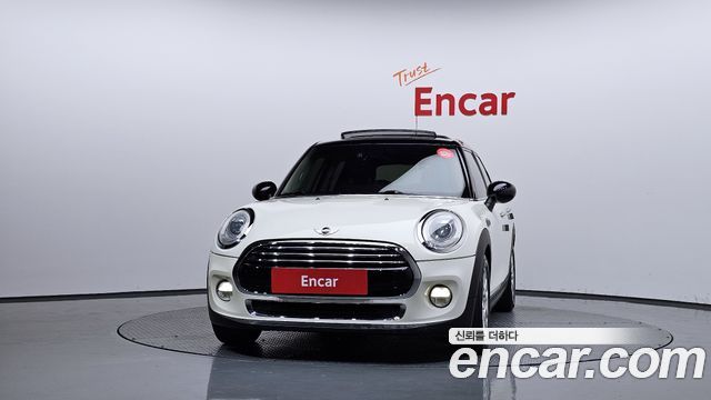 MINI Cooper 5Door HIGH 3rd 2015 — фото 3