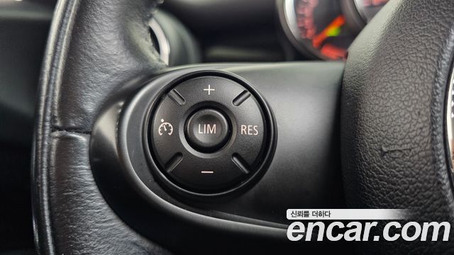 MINI Cooper 5Door HIGH 3rd 2015 — фото 20