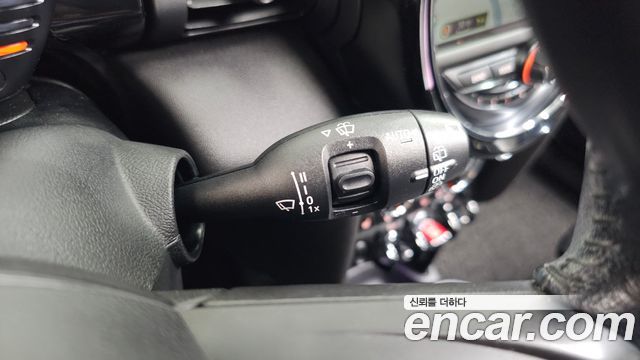 MINI Cooper 5Door HIGH 3rd 2015 — фото 21
