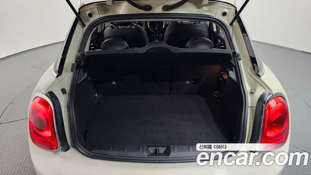 MINI Cooper 5Door HIGH 3rd 2015 — фото 24