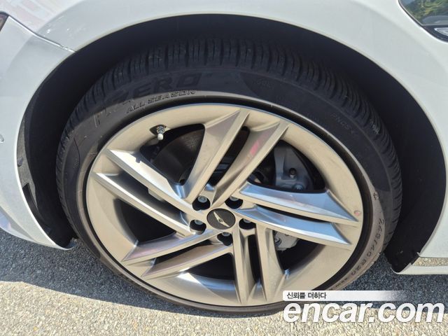 Genesis G80 (RG3) Gasoline 2.5 Turbo AWD 2025 — фото 10