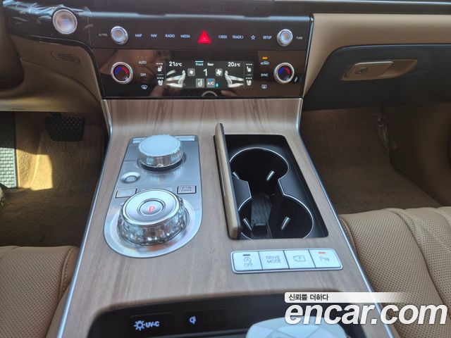 Genesis G80 (RG3) Gasoline 2.5 Turbo AWD 2025 — фото 18