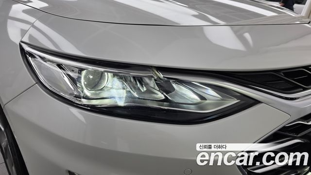 Chevrolet Malibu 2.0 Turbo Premier Special 2019 — фото 22
