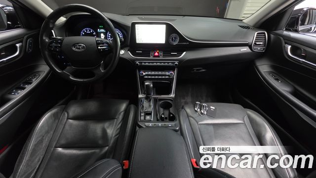 Hyundai Grandeur (IG) 3.0 Exclusive Special 2017 — фото 7