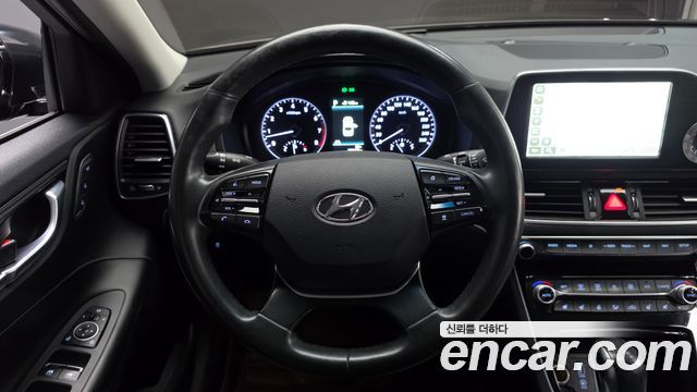 Hyundai Grandeur (IG) 3.0 Exclusive Special 2017 — фото 12