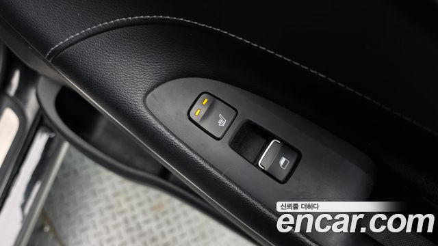 Hyundai Grandeur (IG) 3.0 Exclusive Special 2017 — фото 18