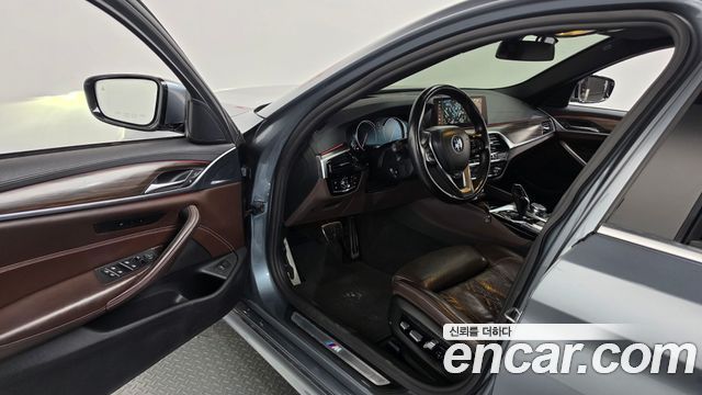 BMW 5 Series (G30) 530i M Sport Package Plus 2018 — фото 10