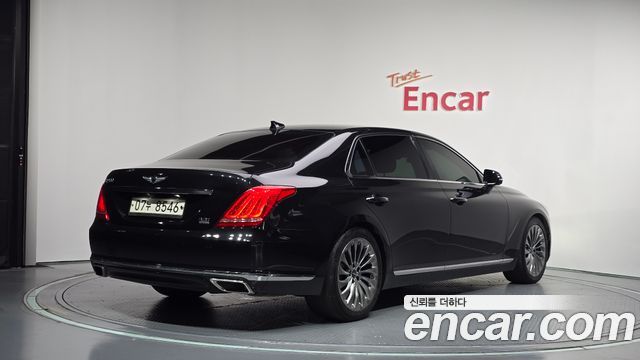 Genesis EQ900 3.3 T-GDI AWD Premiun Luxury 2018 — фото 2