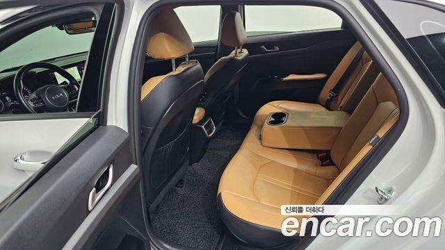 Kia K5 Hybrid (III) Prestige 2023 — фото 11