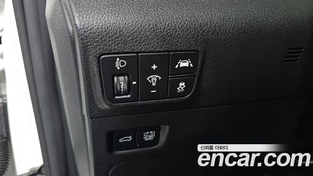 Kia K5 Hybrid (III) Prestige 2023 — фото 13